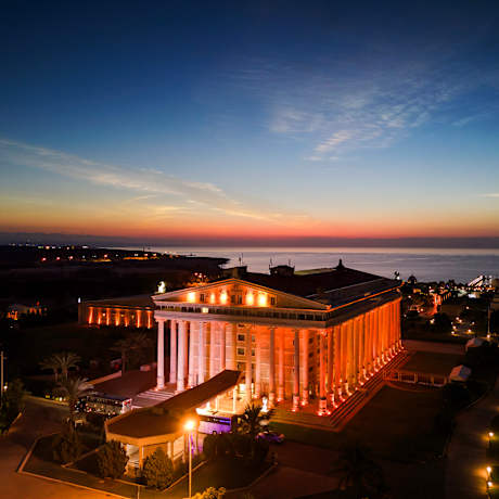 Kaya Artemis Resort & Casino